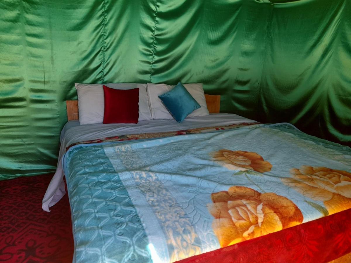 Отель Bivouac Erg Znaigui Мерзуга Экстерьер фото